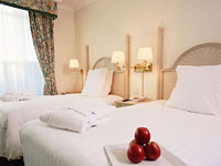 Hilton City Islington 4* ( Hotel in London, England )